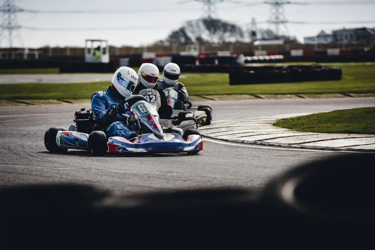 The Importance of Quality Karting Gloves in Competitive Racing